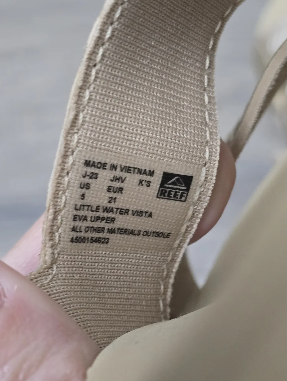 Reef Toddler Size 5 Beige Metallic Sandal